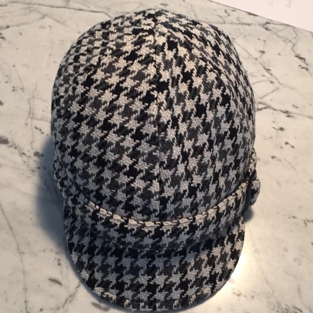 Barbour cap size medium